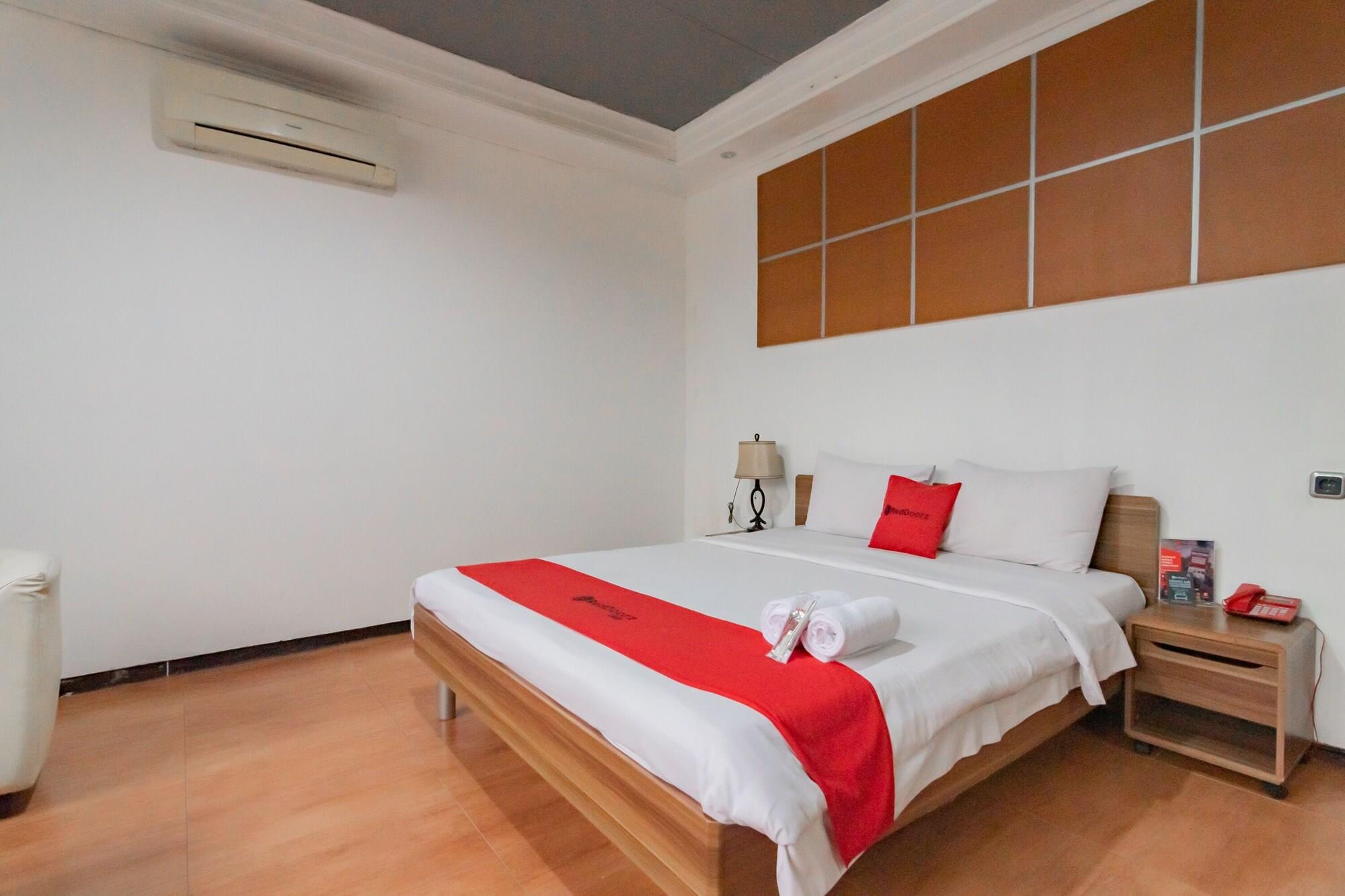 Reddoorz Plus @ Sukamulya Pasteur 2 Bandung Exterior foto